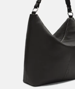 Aissa Hobo L
