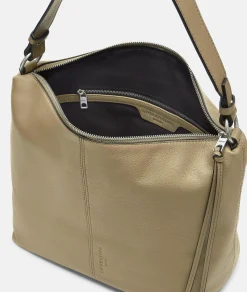 Aissa Hobo M