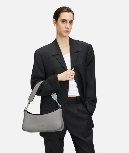 Alessa Hobo M