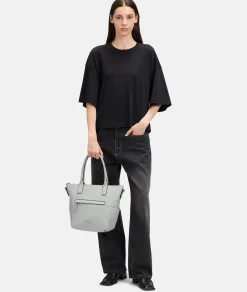 Annie Satchel M