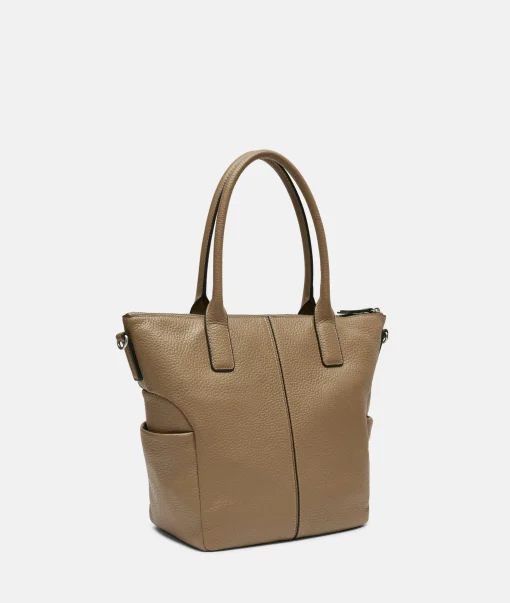 Annie Satchel M