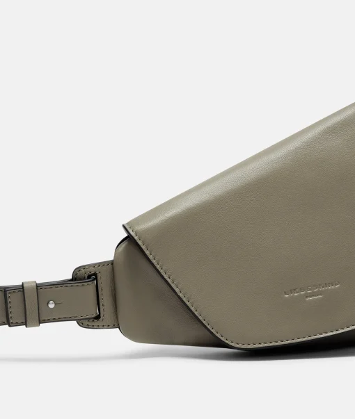 Crossbody S