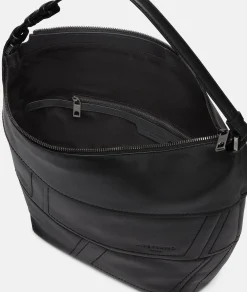 Edda Hobo M