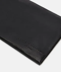 Elvira Laptop Case