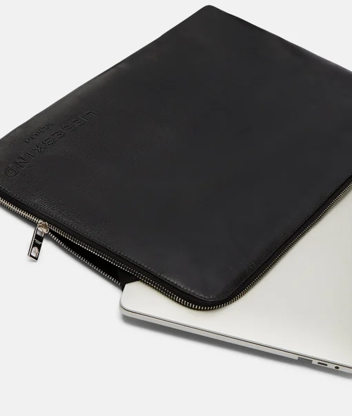 Elvira Laptop Case