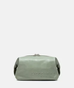 Elvira Pouch