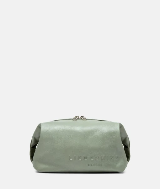 Elvira Pouch