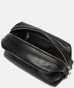 Elvira Pouch