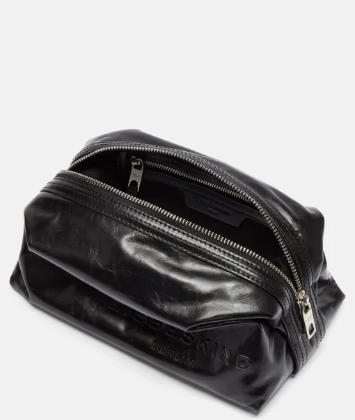 Elvira Pouch