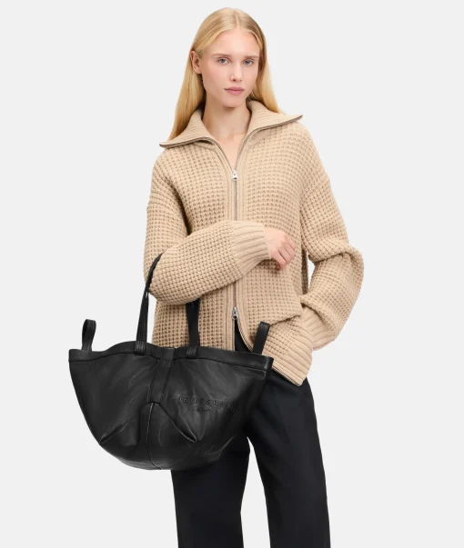 Elvira Shopper M