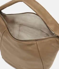 Farrah Hobo M