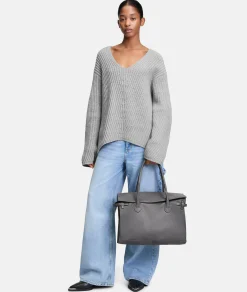 Gloria Satchel L