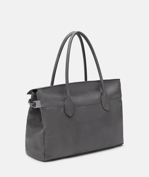 Gloria Satchel L