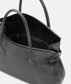 Gloria Satchel L
