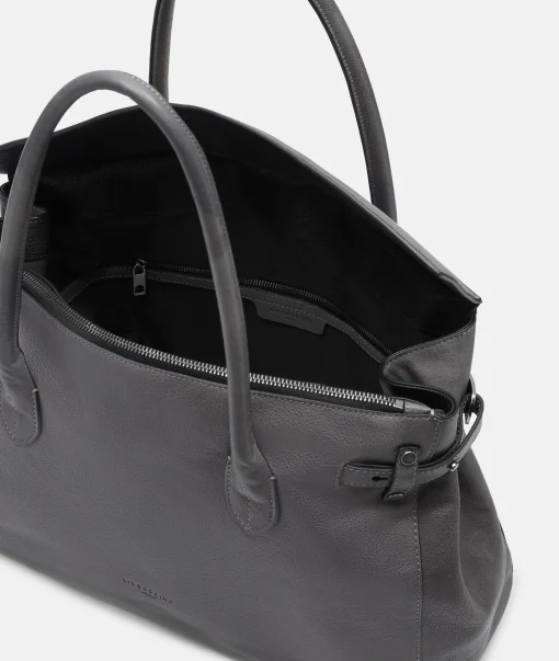 Gloria Satchel L