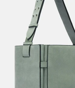 Hilla Hobo L