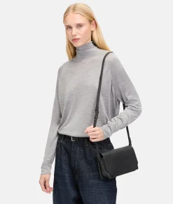 Lora Crossbody S