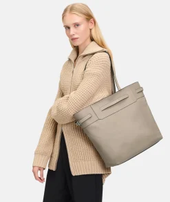 Lora Tote L