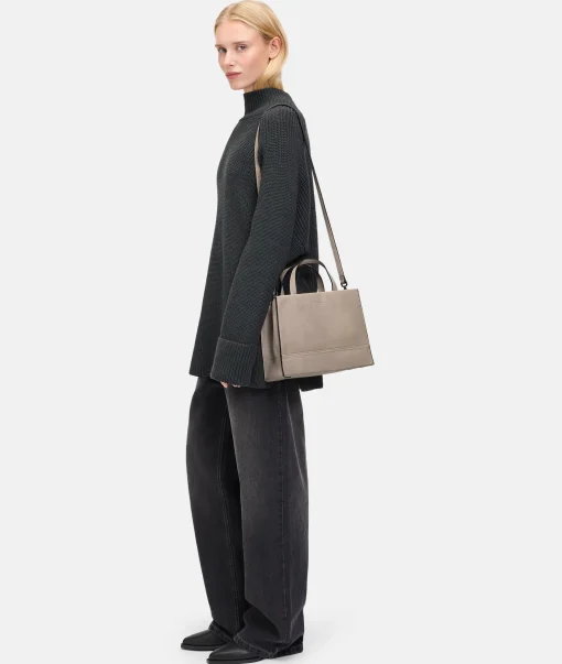 Lou Satchel M