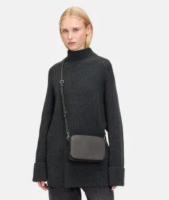Luka Crossbody S