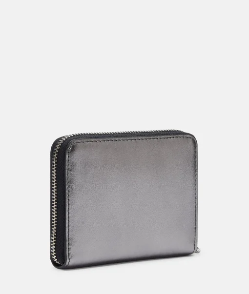 Metallic Ezra Conny