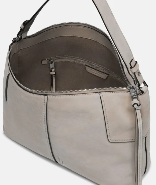 Mila Hobo M