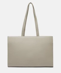 Satchel L
