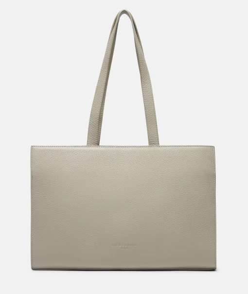 Satchel L