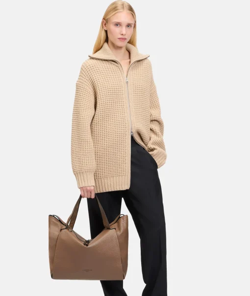 Satchel L