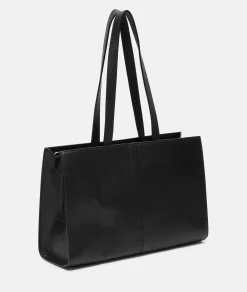 Satchel L