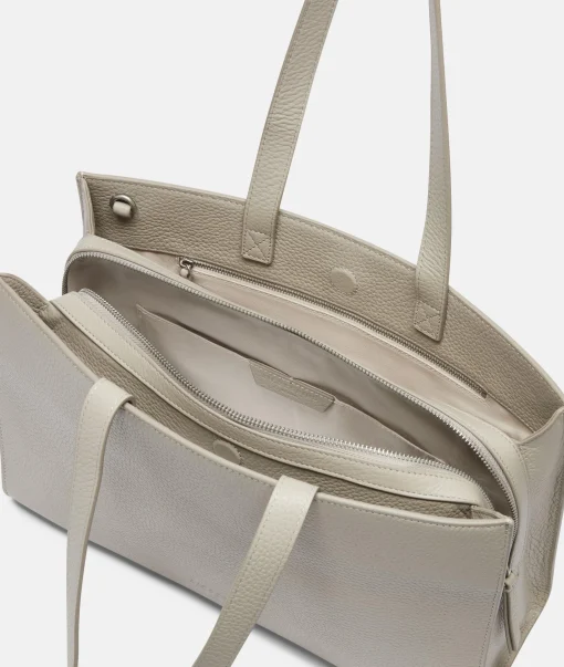 Satchel L