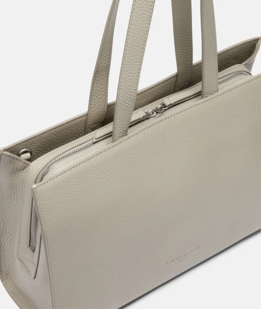 Satchel L