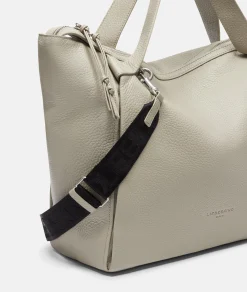 Satchel L