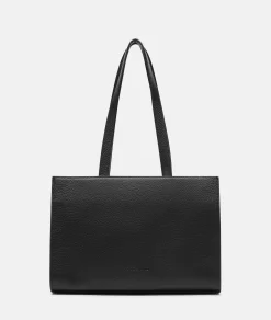Satchel M