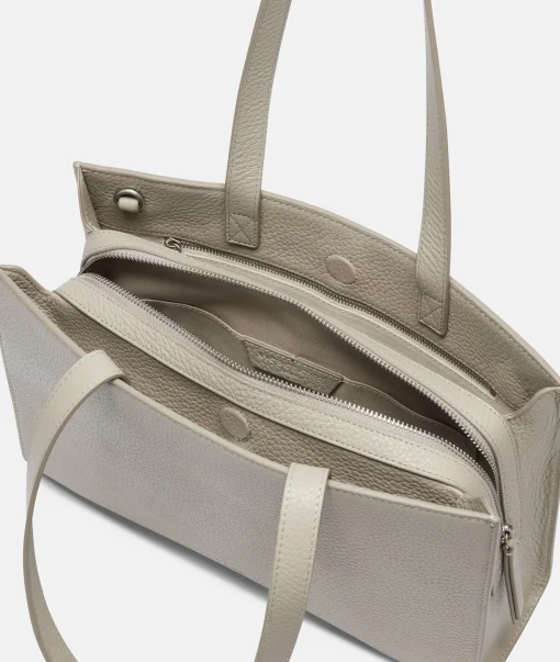 Satchel M