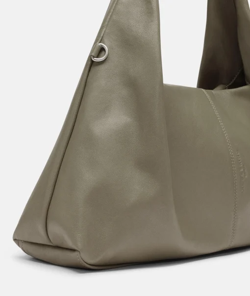 Scarlet Satchel M