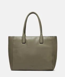 Shopper L