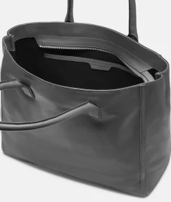 Shopper L