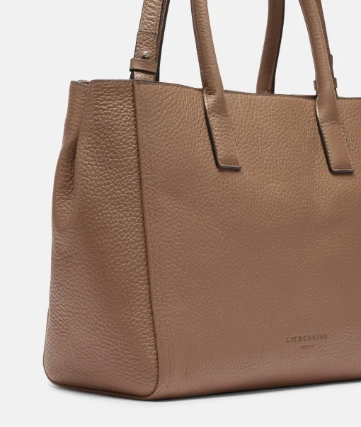 Shopper M