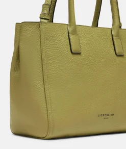 Shopper M